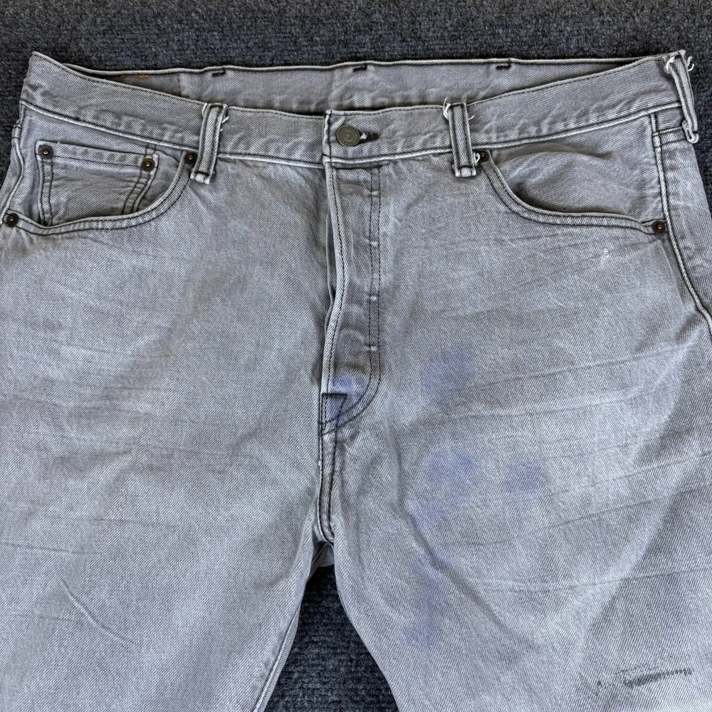 Levi's 501 Original Fit Jeans Mens‎ 38x28 Gray Denim Button Fly Straight Leg